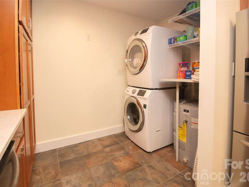 10927 Copper Field Drive, Pineville, NC 28134.  MLS# CAR4344719, YatesRealty ID 26527. 