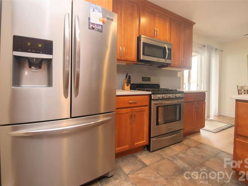 10927 Copper Field Drive, Pineville, NC 28134.  MLS# CAR4344719, YatesRealty ID 26527. 