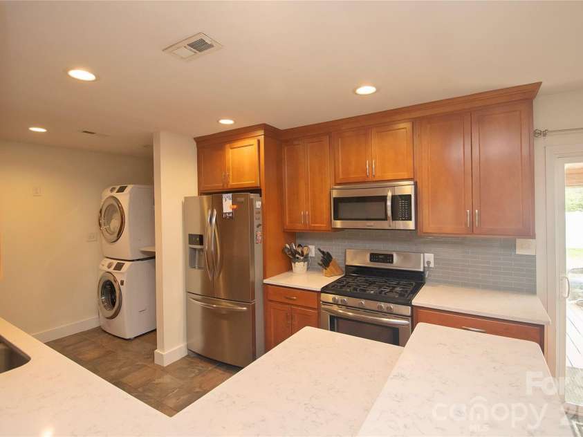 10927 Copper Field Drive, Pineville, NC 28134.  MLS# CAR4344719, YatesRealty ID 26527. 