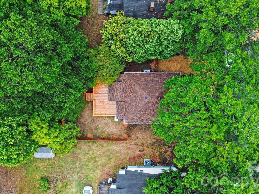 303 10th Street, Kannapolis, NC 28083.  MLS# CAR4385155, YatesRealty ID 26528. 