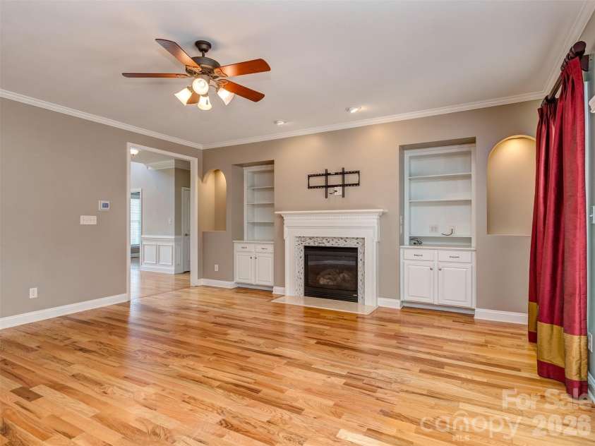 6167 Four Wood Drive, Matthews, NC 28104.  MLS# CAR4383205, YatesRealty ID 26529. Breakfast Area Virtually Staged