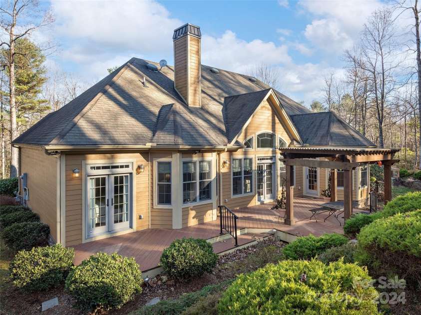318 Freedom Trail Court, Zirconia, NC 28790.  MLS# CAR4207237, YatesRealty ID 2653. 