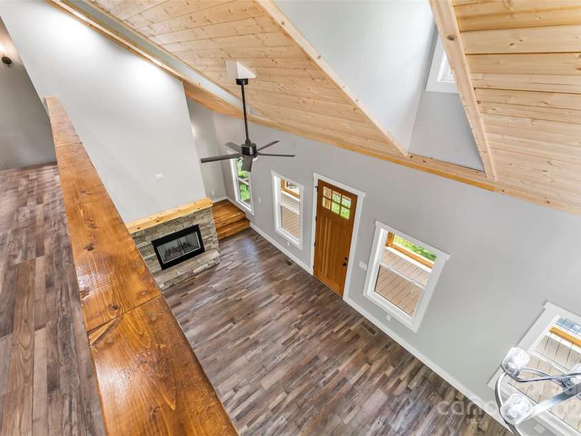 511 Blue Ridge Drive, Marion, NC 28752.  MLS# CAR4274590, YatesRealty ID 2653. 