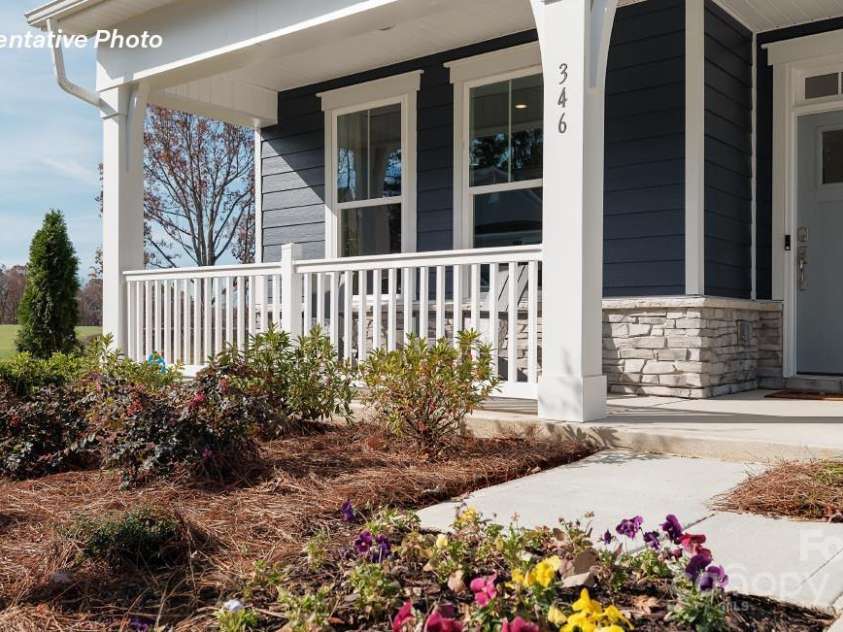 2066 Skyhawk Drive, York, SC 29745.  MLS# CAR4259866, YatesRealty ID 26530. 