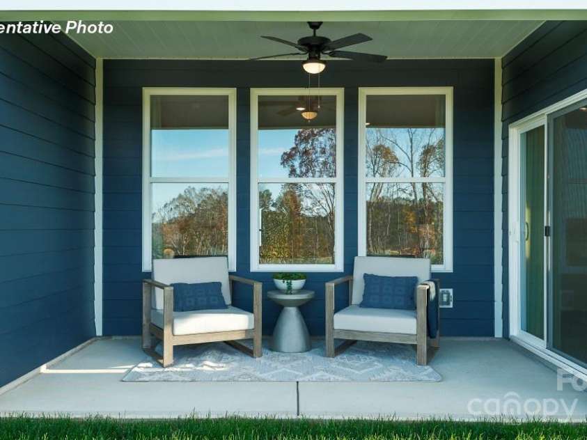 2066 Skyhawk Drive, York, SC 29745.  MLS# CAR4259866, YatesRealty ID 26530. 