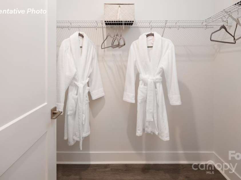 2066 Skyhawk Drive, York, SC 29745.  MLS# CAR4259866, YatesRealty ID 26530. 