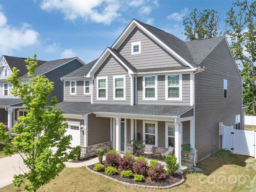 6087 Ives Avenue, Spartanburg, SC 29307.  MLS# CAR4377252, YatesRealty ID 26530. 