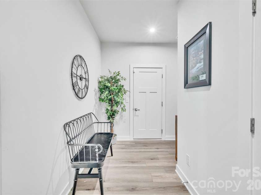 6087 Ives Avenue, Spartanburg, SC 29307.  MLS# CAR4377252, YatesRealty ID 26530. 