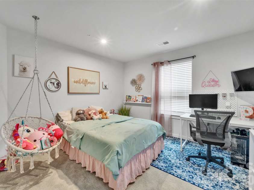 6087 Ives Avenue, Spartanburg, SC 29307.  MLS# CAR4377252, YatesRealty ID 26530. 