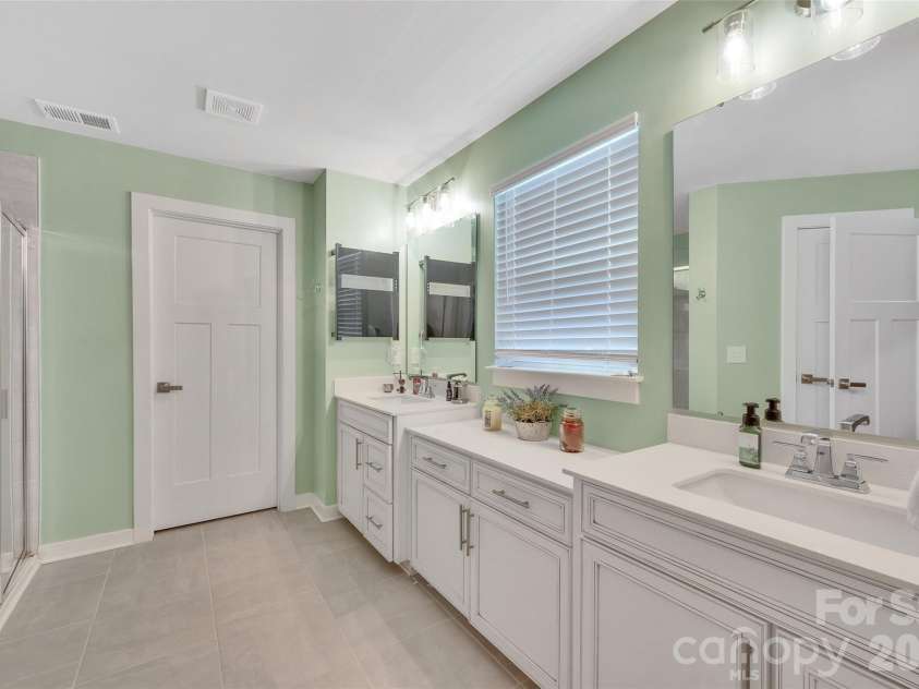 6087 Ives Avenue, Spartanburg, SC 29307.  MLS# CAR4377252, YatesRealty ID 26530. 