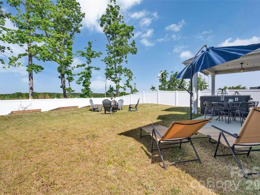 6087 Ives Avenue, Spartanburg, SC 29307.  MLS# CAR4377252, YatesRealty ID 26530. 