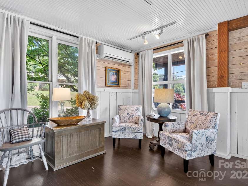313 Depot Street, Waynesville, NC 28786.  MLS# CAR4279373, YatesRealty ID 26533. 