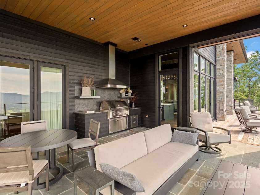 510 Cloud Top Way, Arden, NC 28704.  MLS# CAR4271499, YatesRealty ID 26534. 