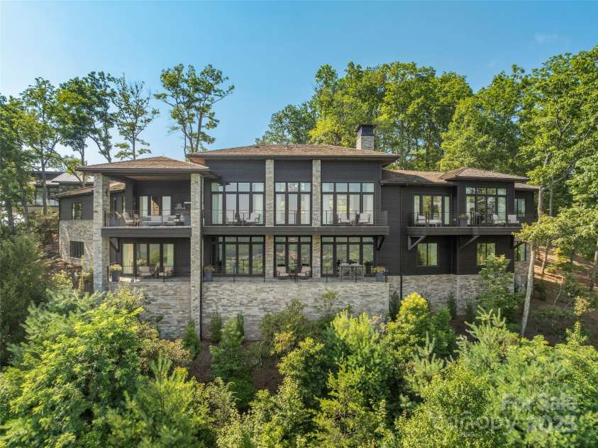 510 Cloud Top Way, Arden, NC 28704.  MLS# CAR4271499, YatesRealty ID 26534. 