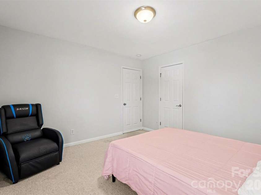 11001 Dulin Creek Boulevard, Charlotte, NC 28215.  MLS# CAR4287097, YatesRealty ID 26536. 2nd Bedroom