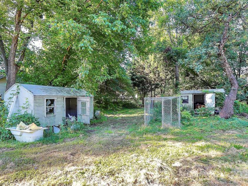 112 Harmony Trail, Gastonia, NC 28056.  MLS# CAR4273653, YatesRealty ID 26537. 
