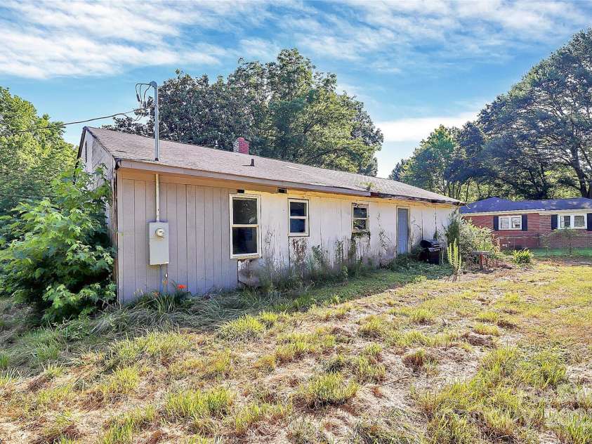 112 Harmony Trail, Gastonia, NC 28056.  MLS# CAR4273653, YatesRealty ID 26537. 