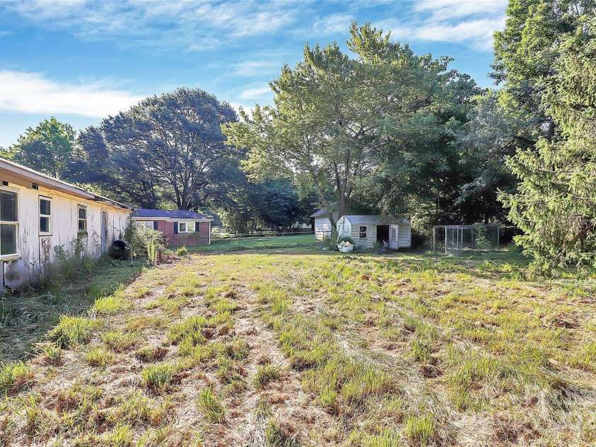 112 Harmony Trail, Gastonia, NC 28056.  MLS# CAR4273653, YatesRealty ID 26537. 