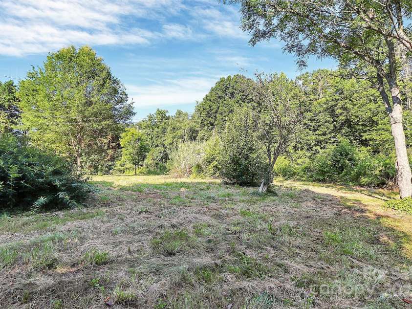 112 Harmony Trail, Gastonia, NC 28056.  MLS# CAR4273653, YatesRealty ID 26537. 