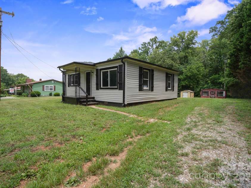 1150 Shue Road, China Grove, NC 28023.  MLS# CAR4282219, YatesRealty ID 26538. 