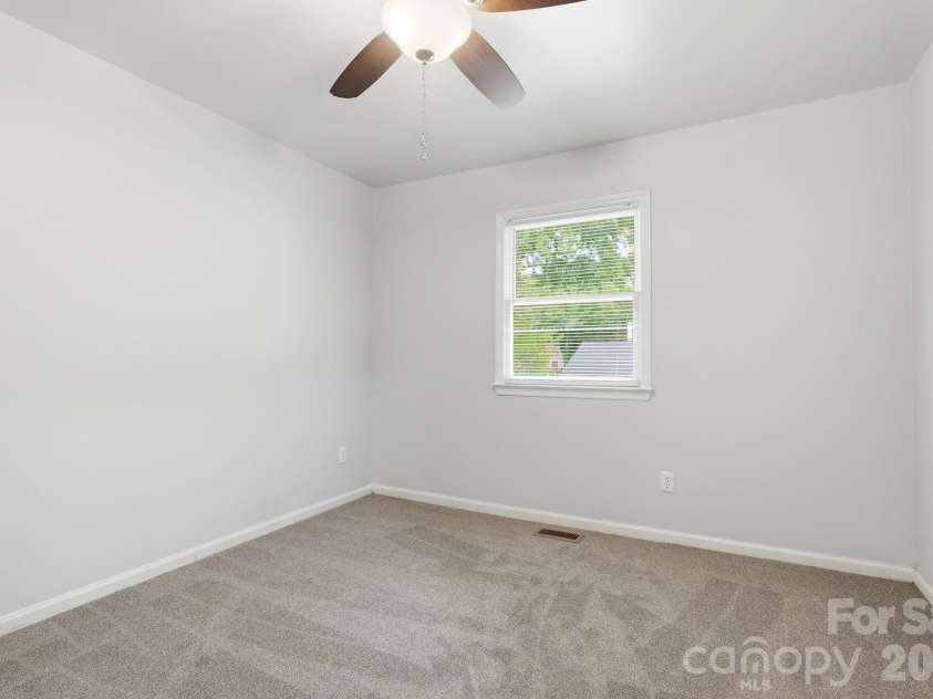 5918 Crape Myrtle Lane, Charlotte, NC 28216.  MLS# CAR4326062, YatesRealty ID 26538. Secondary Bedroom