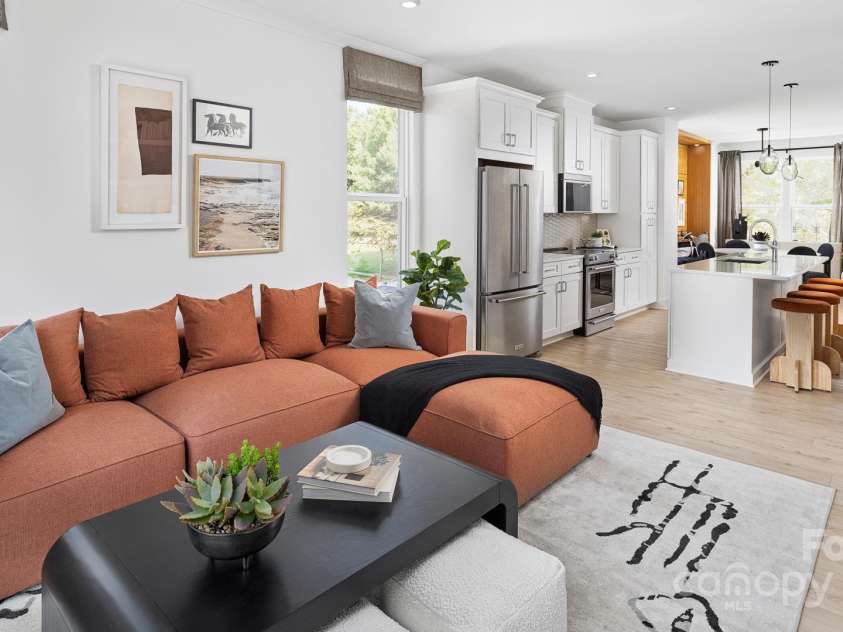 1107 Kokomo Lane, Charlotte, NC 28206.  MLS# CAR4188001, YatesRealty ID 26539. 