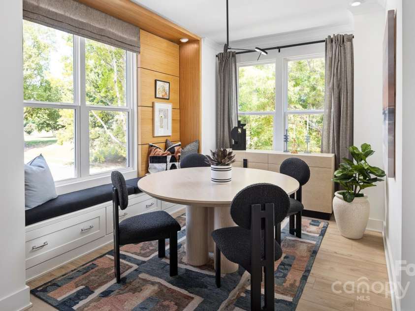 1107 Kokomo Lane, Charlotte, NC 28206.  MLS# CAR4188001, YatesRealty ID 26539. Casual Dining Room Example