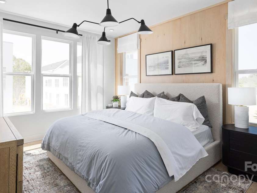 1107 Kokomo Lane, Charlotte, NC 28206.  MLS# CAR4188001, YatesRealty ID 26539. Primary bedroom example