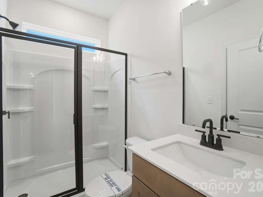 2789 Ashton Park Lane, Monroe, NC 28110.  MLS# CAR4319660, YatesRealty ID 26539. Guest Bath