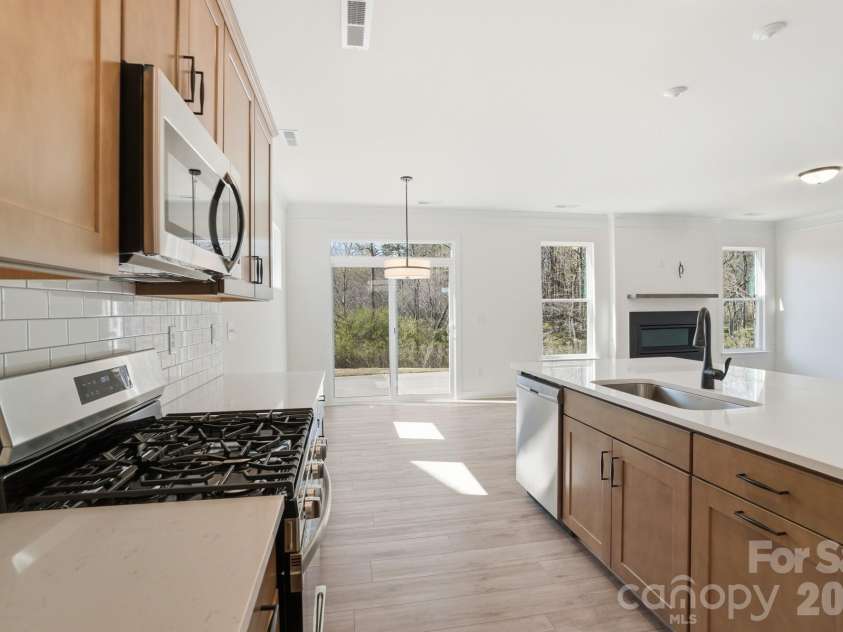 2789 Ashton Park Lane, Monroe, NC 28110.  MLS# CAR4319660, YatesRealty ID 26539. Kitchen