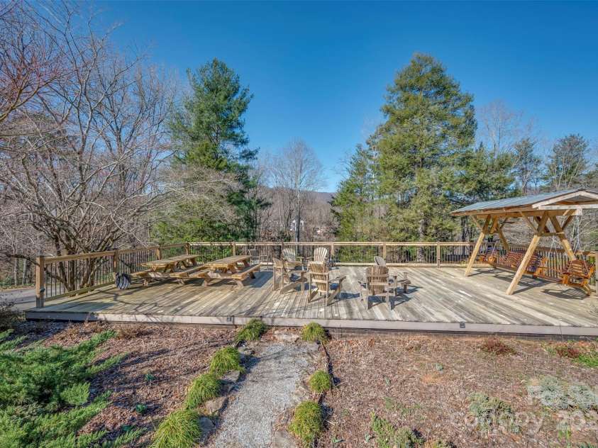 305 Grady Avenue, Tryon, NC 28782.  MLS# CAR4233461, YatesRealty ID 2654. 
