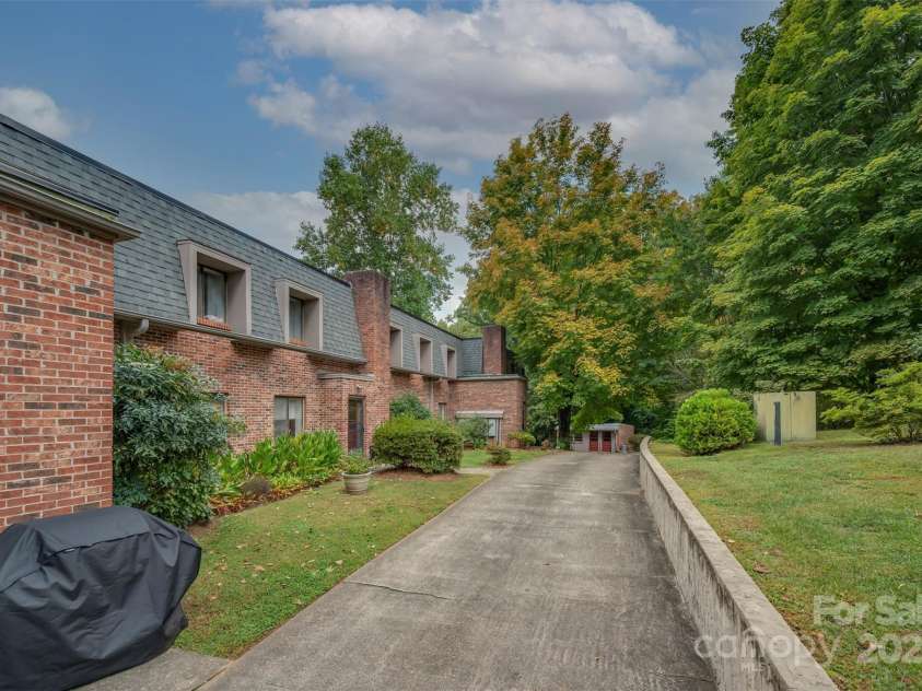 305 Grady Avenue, Tryon, NC 28782.  MLS# CAR4233461, YatesRealty ID 2654. 