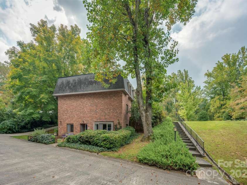 305 Grady Avenue, Tryon, NC 28782.  MLS# CAR4233461, YatesRealty ID 2654. 