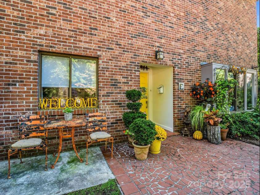 305 Grady Avenue, Tryon, NC 28782.  MLS# CAR4311839, YatesRealty ID 2654. 