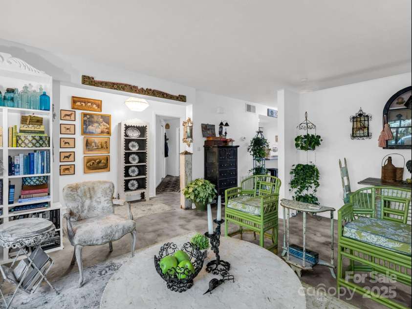 305 Grady Avenue, Tryon, NC 28782.  MLS# CAR4311839, YatesRealty ID 2654. 