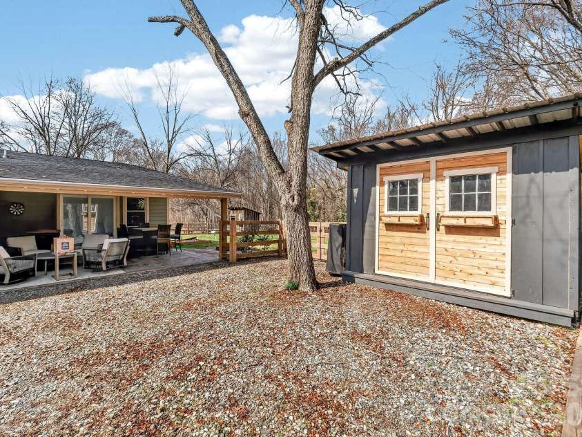 603 Wilson Avenue, Mooresville, NC 28115.  MLS# CAR4340343, YatesRealty ID 2654. 