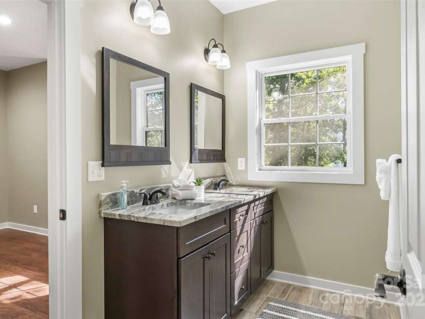 90 Clinchfield Gap Road, Marion, NC 28752.  MLS# CAR4302416, YatesRealty ID 2654. 