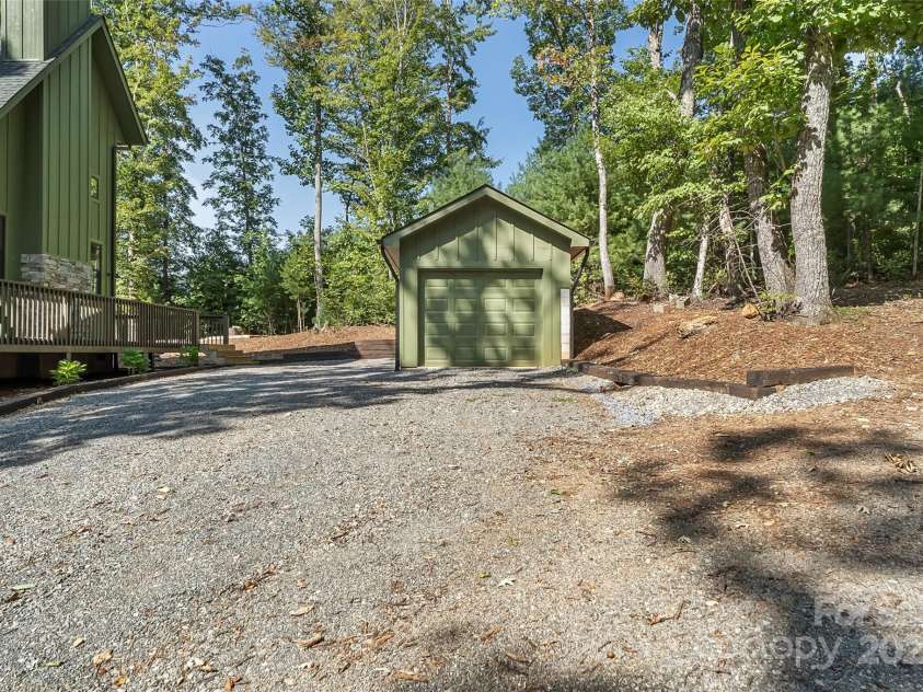 90 Clinchfield Gap Road, Marion, NC 28752.  MLS# CAR4302416, YatesRealty ID 2654. 