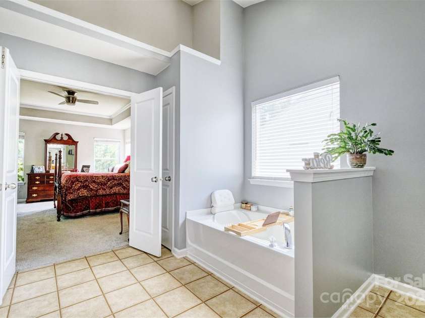 511 Rough Hewn Lane, Rock Hill, SC 29730.  MLS# CAR4267408, YatesRealty ID 26540. 