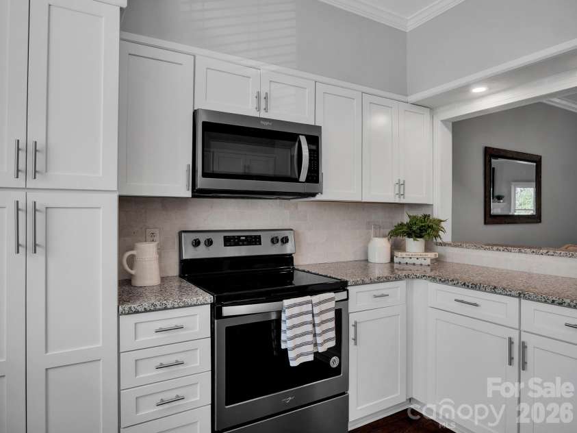 239 Clarkson Street, Charlotte, NC 28202.  MLS# CAR4346858, YatesRealty ID 26541. 