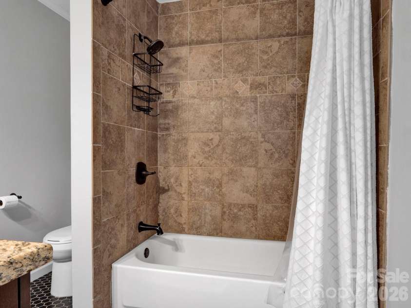 239 Clarkson Street, Charlotte, NC 28202.  MLS# CAR4346858, YatesRealty ID 26541. 