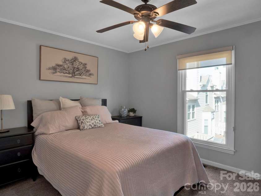 239 Clarkson Street, Charlotte, NC 28202.  MLS# CAR4346858, YatesRealty ID 26541. 
