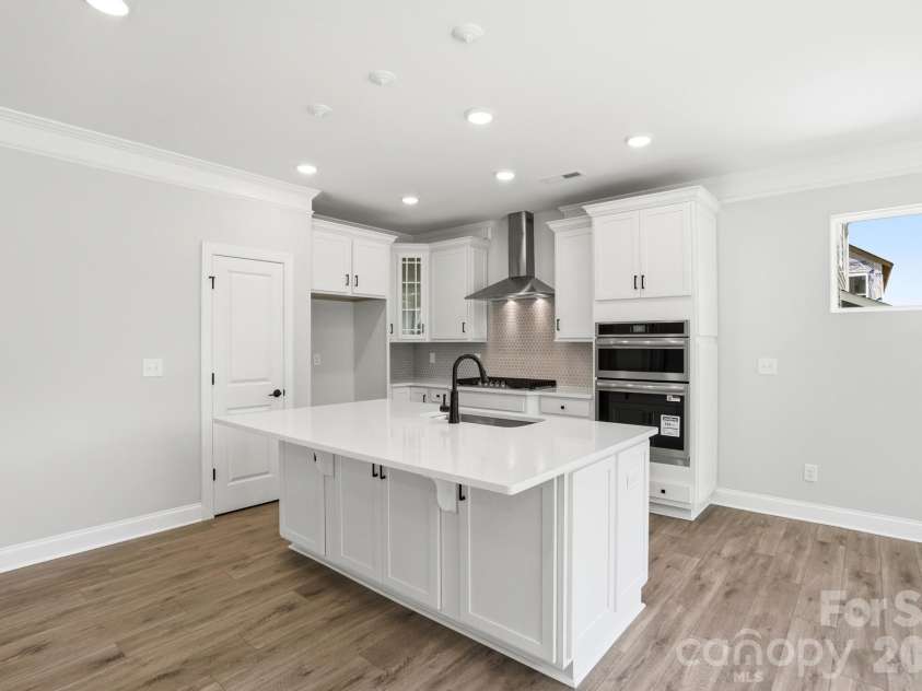2777 Ashton Park Lane, Monroe, NC 28110.  MLS# CAR4359946, YatesRealty ID 26545. Kitchen