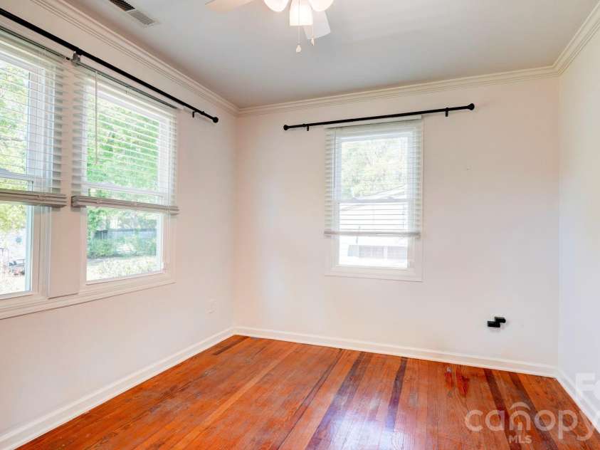 37 Oak Drive, Concord, NC 28027.  MLS# CAR4360964, YatesRealty ID 26549. 
