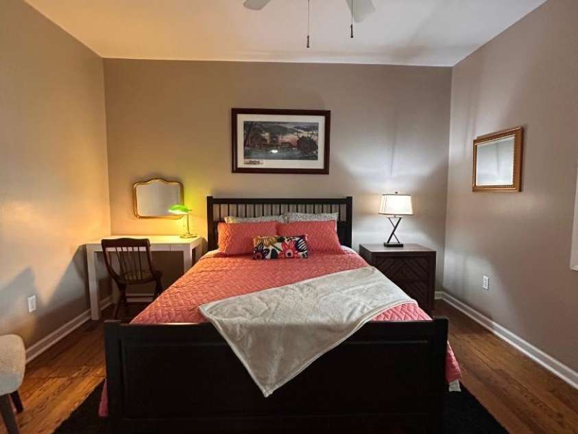 160/164 Arlington Street, Forest City, NC 28043.  MLS# CAR4206408, YatesRealty ID 2655. 164 Bedroom 2