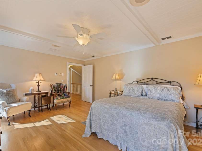 31 Laurel Ridge Drive, Otto, NC 28763.  MLS# CAR4316016, YatesRealty ID 2655. 