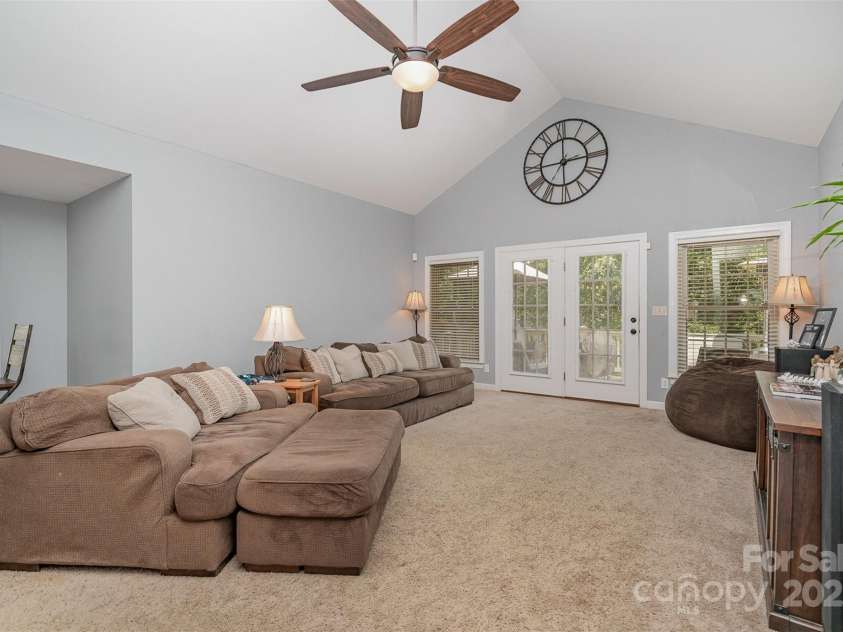 135 Oak Creek Drive, Rockwell, NC 28138.  MLS# CAR4269550, YatesRealty ID 26550. 