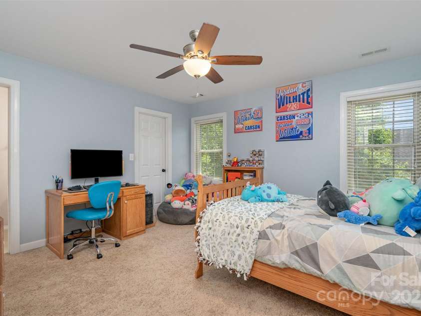 135 Oak Creek Drive, Rockwell, NC 28138.  MLS# CAR4269550, YatesRealty ID 26550. 