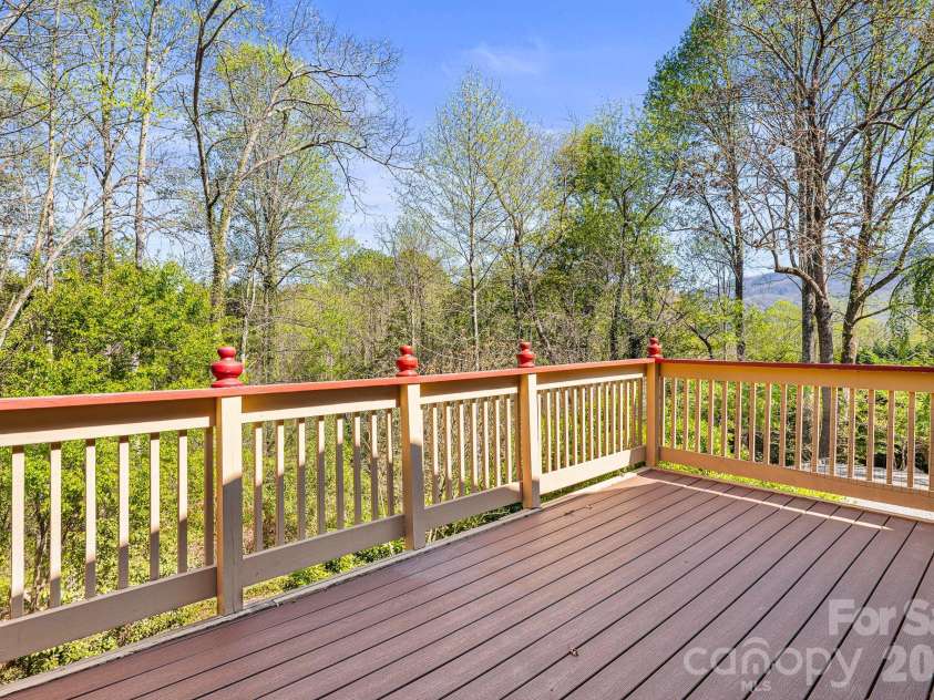 114 Walker Street, Black Mountain, NC 28711.  MLS# CAR4367539, YatesRealty ID 26552. Side Deck