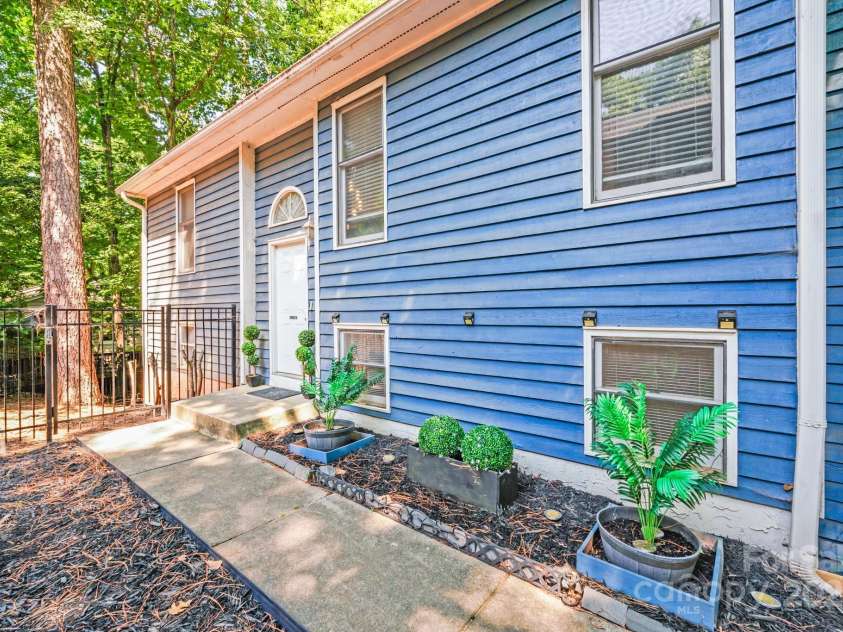 2116 Bon Villa Way, Fort Mill, SC 29708.  MLS# CAR4275082, YatesRealty ID 26552. 